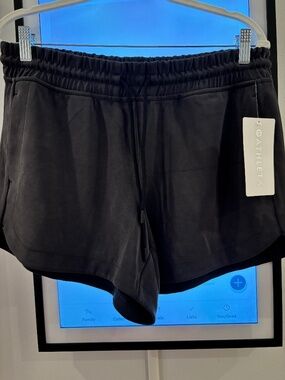 Athleta Seasoft Short, Size M, Charcoal
